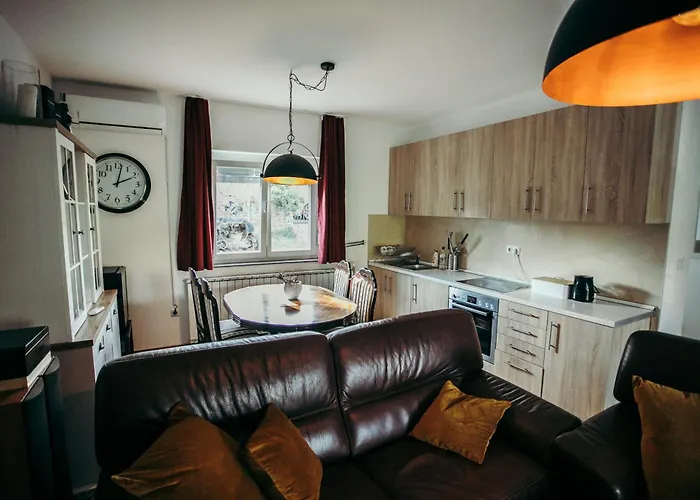 Vila Zvezdara Stanovi